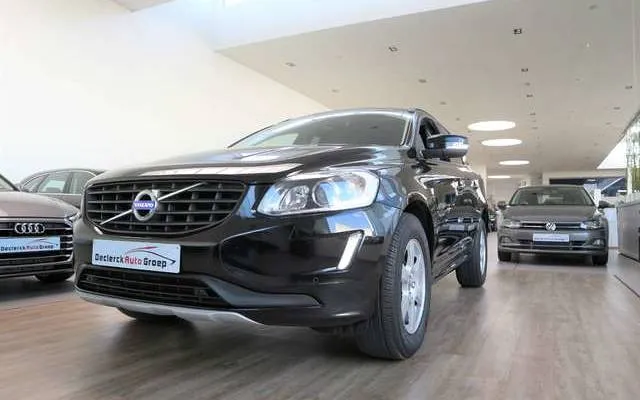 Volvo XC60 D3 150PK 6V*MOMENTUM*VELE OPTIES*TOPWAGEN & PRIJS Image 1